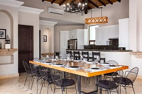 6BD Villa with Ocean Views in Cabo