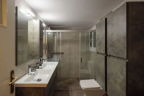 Blue Ark Acropolis Signature Residence