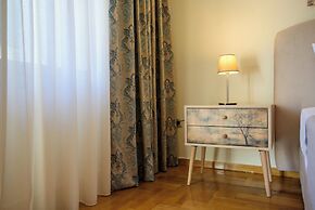 Blue Ark Acropolis Signature Residence