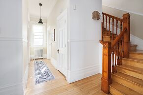 Le Saint Jacques Skylight