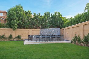 Seven Stays Zayed