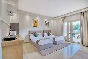 Seven Stays Zayed