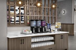 Tru By Hilton Columbia Downtown