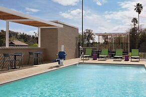 Home2 Suites By Hilton San Juan