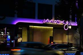 Moxy Suzhou City Centre