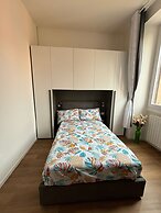 Pleasant Apartment Near Center