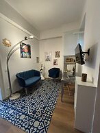 Pleasant Apartment Near Center