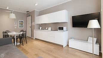 Charming Apartment in Milan's Heart