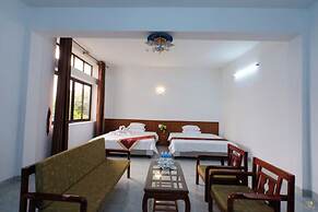Hoa Sim Hotel LS - by BAY LUXURY