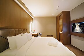 NHAT HA LAVISH HOTEL