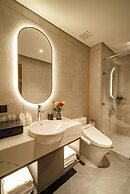 NHAT HA LAVISH HOTEL