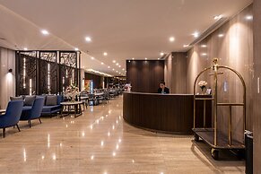 NHAT HA LAVISH HOTEL