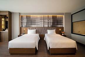 NHAT HA LAVISH HOTEL