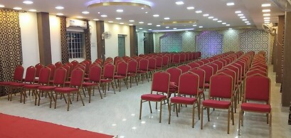 SMJ GRAND HOTEL & MAHAL