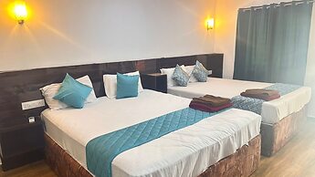 SMJ GRAND HOTEL & MAHAL