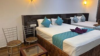 SMJ GRAND HOTEL & MAHAL