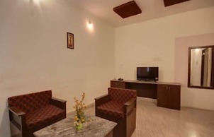 SMJ GRAND HOTEL & MAHAL