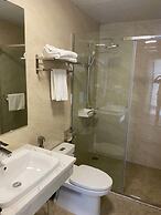Properiti Boutique Hotel & Restaurent