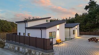 Stay Osolchae Dokche Pool Villa Pension