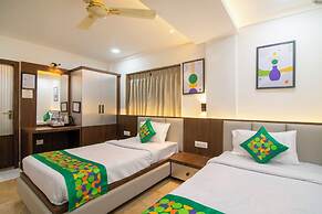 Treebo Petals Banquet & Suites - Kolkata