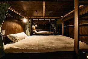 Kyoto Guesthouse HIVE - Hostel