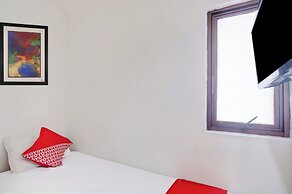 Townhouse Oak Gunung Sahari Near Ancol