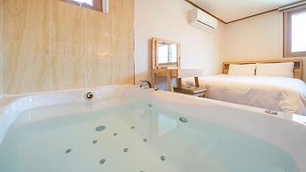 Gapyeong Arom Spa Pension