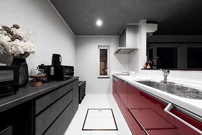 THE SHELBOURNE FURANO