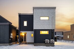 THE SHELBOURNE FURANO