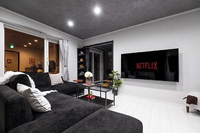 THE SHELBOURNE FURANO