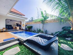 Gold Fish House Ubud