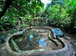 Potala Hot Spring Resort  Dali