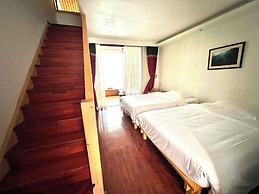 Potala Hot Spring Resort  Dali