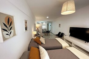 Modern & Cozy Studio in Heart of San Telmo With Pool