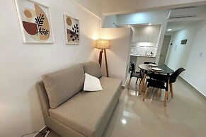 Modern & Cozy Studio in Heart of San Telmo With Pool