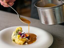 SAPPORO HOTEL by GRANBELL