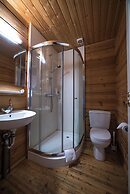 Bjálki Cabin Lodge