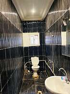 Room-luxury Furnished Room No1