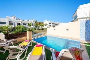 Casa Eva in Nerja With 3 Bedrooms and 3 Bathrooms