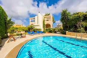 Villa Vaso in Roussospiti