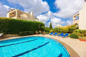 Villa Vaso in Roussospiti