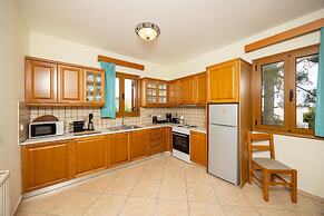 Villa Vaso in Roussospiti