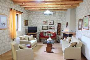 Villa Hara Faragi in Crete