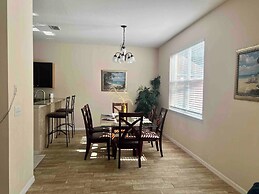 Book Now! Disney and Theme Parks Days, Poolside Family Villa Awaits!