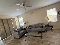 Book Now! Disney and Theme Parks Days, Poolside Family Villa Awaits!