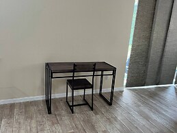 Book Now! Disney and Theme Parks Days, Poolside Family Villa Awaits!