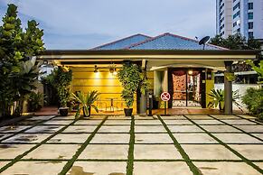 Surprised Homestay by uBook