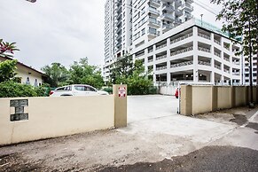 Surprised Homestay by uBook