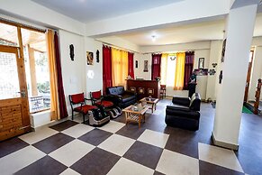 Wander Thrives Inn By Ads