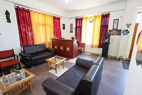 Wander Thrives Inn By Ads